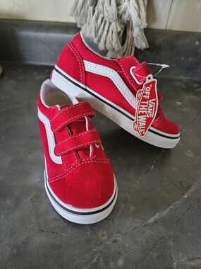 NWT Toddler Old Skool V Shoe True White Racing Red
